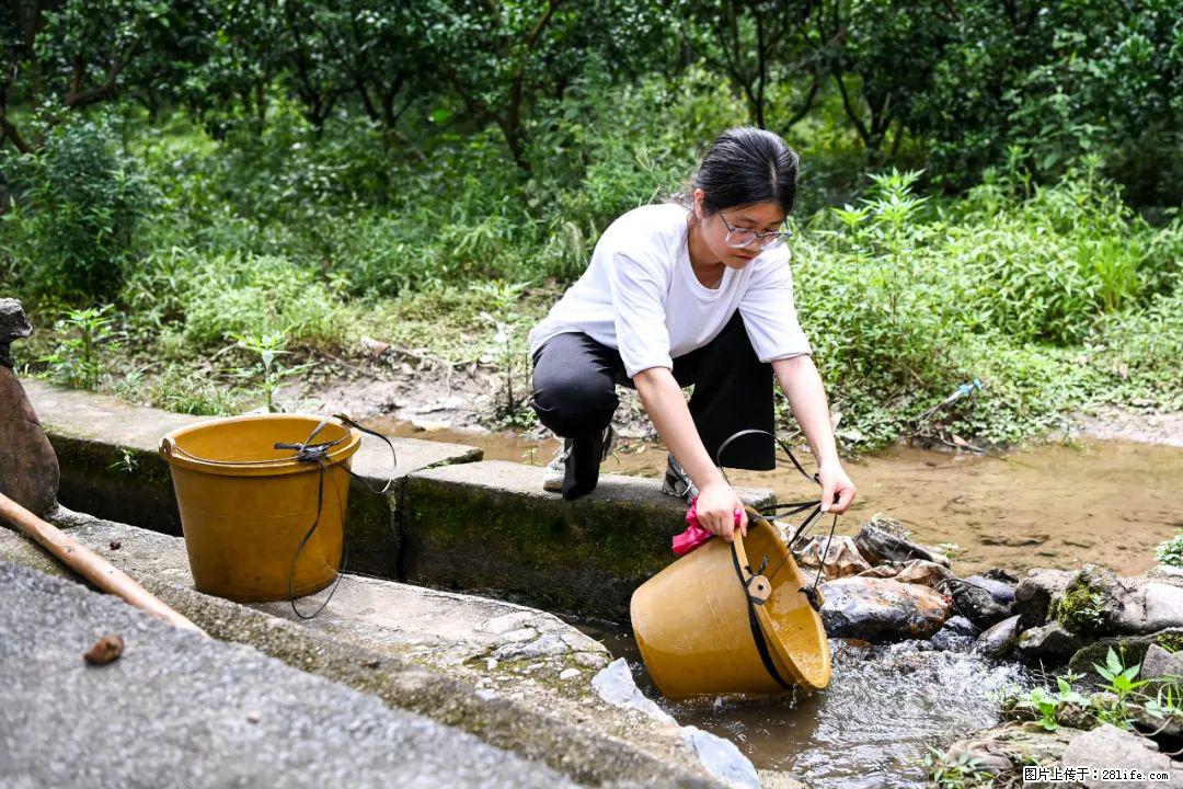 全网追的“扁担女孩”,找了一份暑假工,时薪12元 - 通辽生活资讯 - 通辽28生活网 tongliao.28life.com